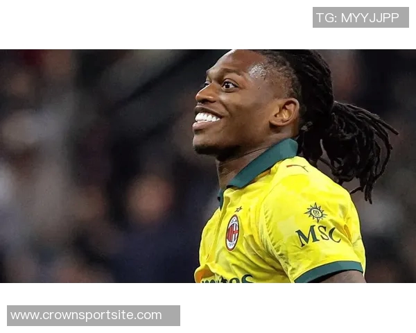 莱奥凭借出色表现荣膺米兰对阵佛罗伦萨最佳球员称号 莱奥凭借出色表现荣膺米兰对阵佛罗伦萨最佳球员称号