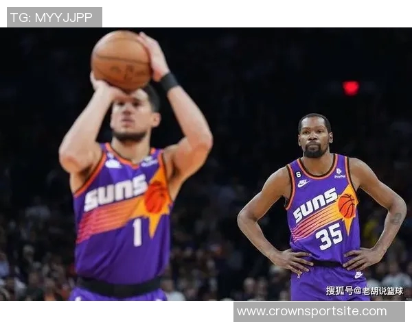 布克谈威少新球队机会表示意外并对其深表尊重 布克谈威少新球队机会表示意外并对其深表尊重