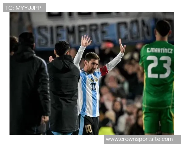 梅西挺身而出对抗肘击事件教育阿根廷老乡维护比赛公正 梅西挺身而出对抗肘击事件教育阿根廷老乡维护比赛公正