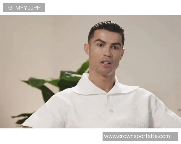 C罗专访即将上线摩根预热加时赛精彩内容明早七点半播出 C罗专访即将上线摩根预热加时赛精彩内容明早七点半播出